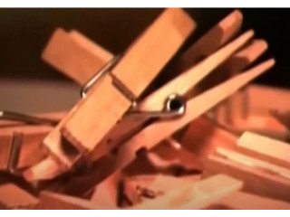 Як роблять дерев'яні прищіпки